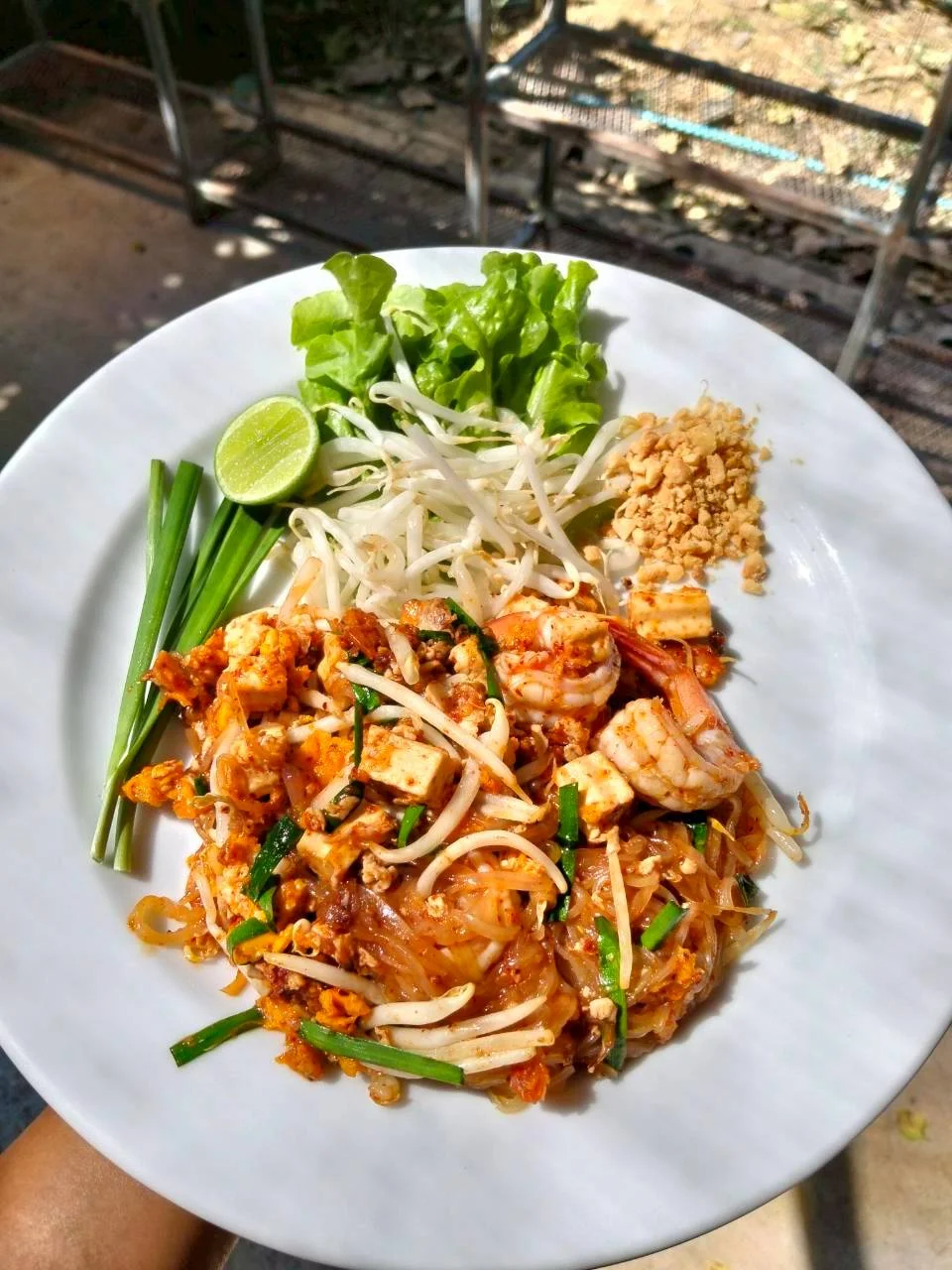 ผัดไทโบราณหมู/ไก่