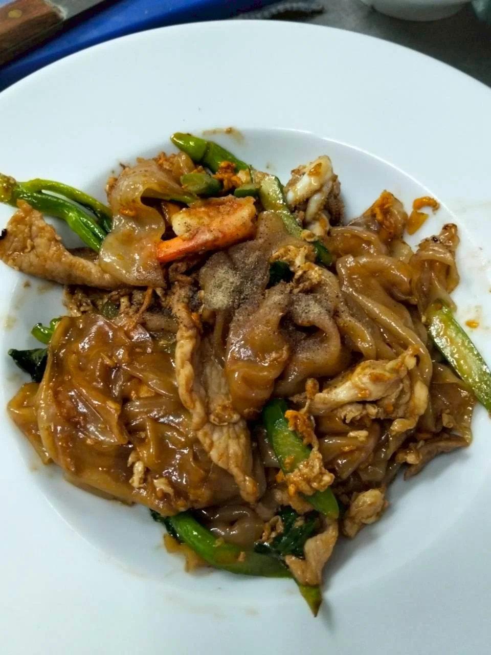 ผัดซีอิ้วรวมมิตร