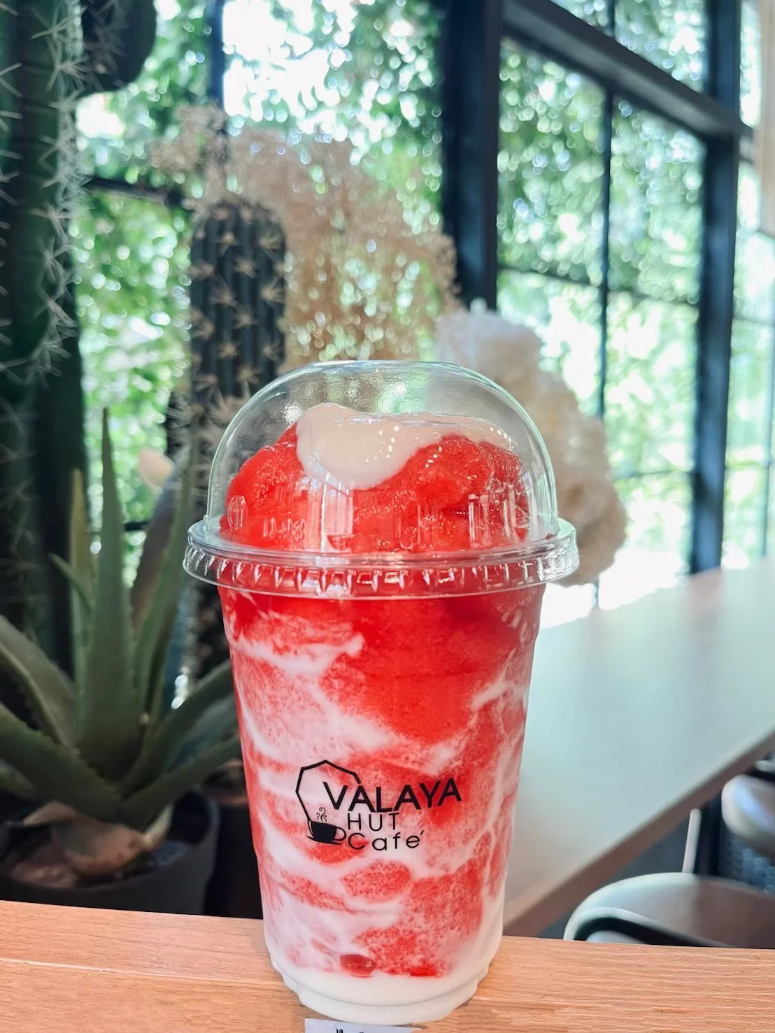นมสดสตรอว์เบอร์รี่